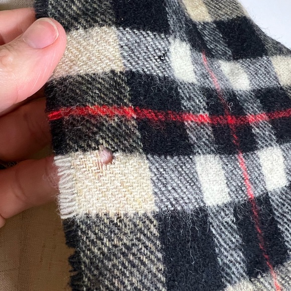 VINTAGE Foxford Made in Ireland Wool Plaid Scarf Tan Black - Picture 3 of 4